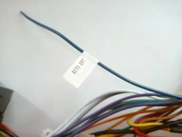 2din rádio připojení FM zesilovače